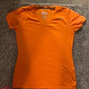 Nile v neck Dri-Fit shirt